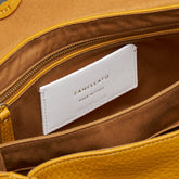 SMALL POSTINA® MESSENGER BAG IN TUMBLED LEATHER YELLOW GIALLONE | Zanellato